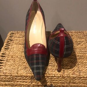 Ellen Tracy pumps leather sole w/ wool & leather